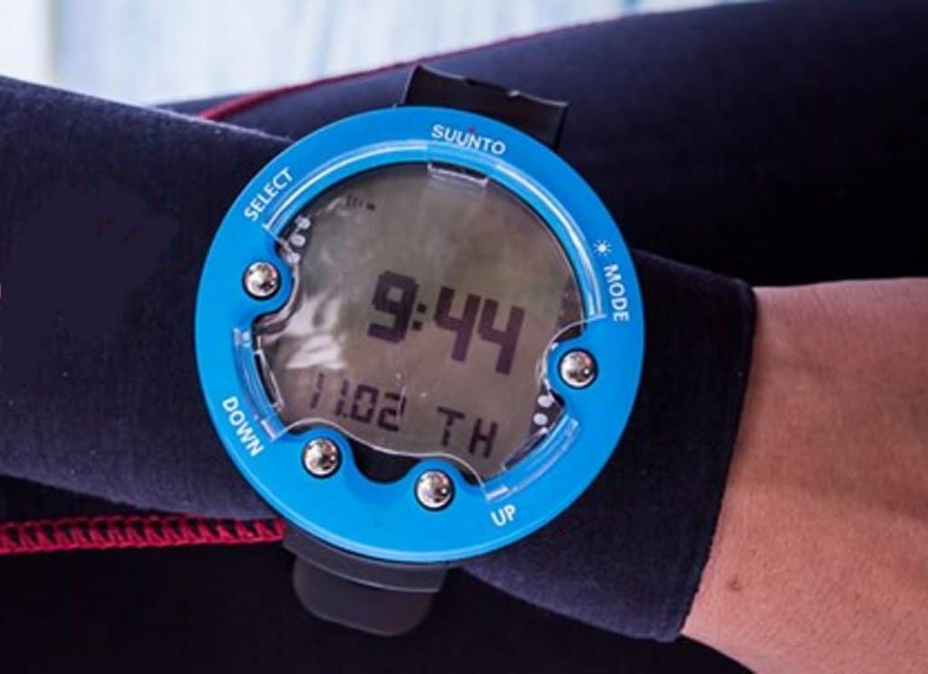 The Zoop Novo by Suunto in blue