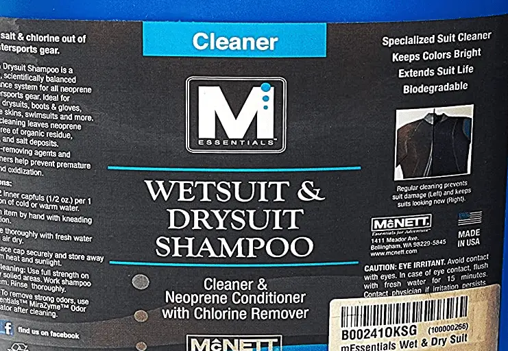 mEssentials Wet and Dry Suit Shampoo
