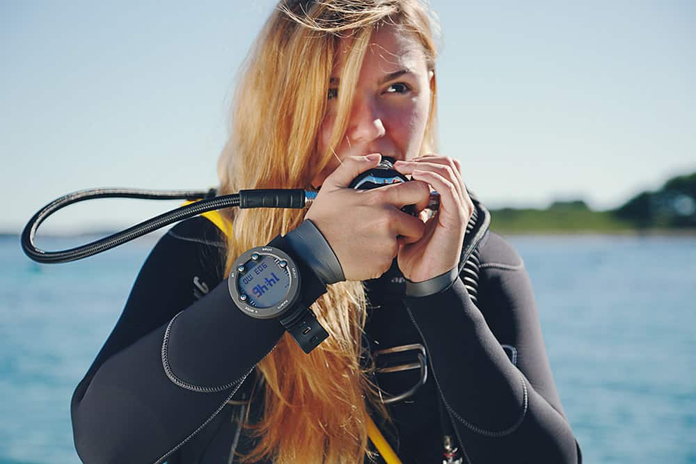 Suunto Vyper Novo Wrist Dive Computer Blackjpg