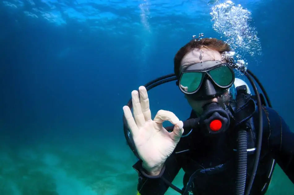 Preventing ear issues when diving