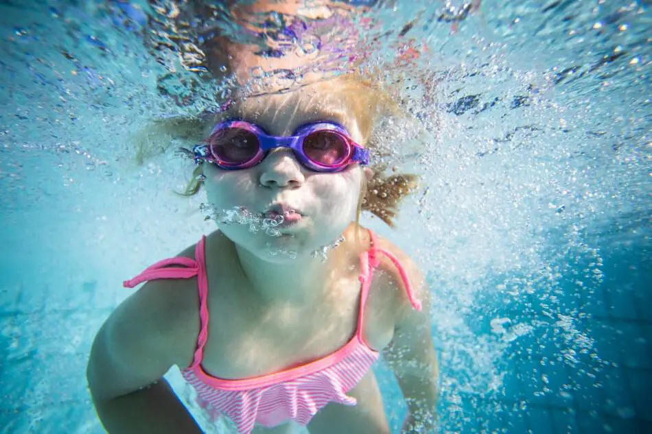 Using swim goggles for snorkeling