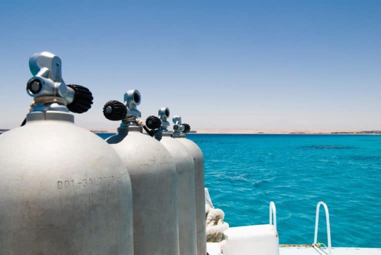 How Long Does a Scuba Tank Last When You Dive Underwater?