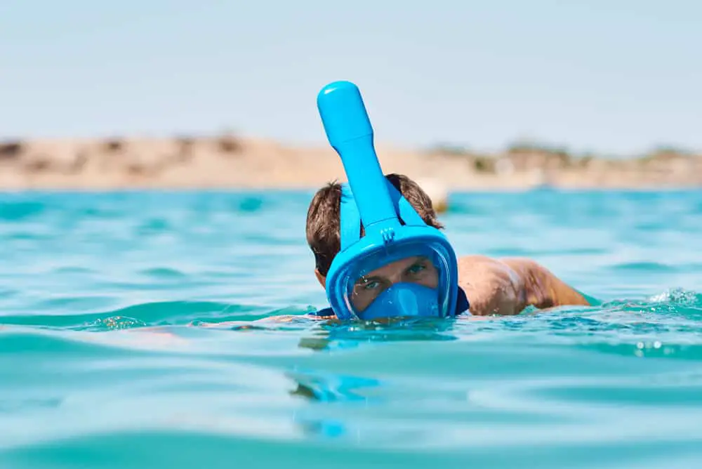 Is diving with a full face snorkeling mask dangerous or is a full-face snorkel mask safe?