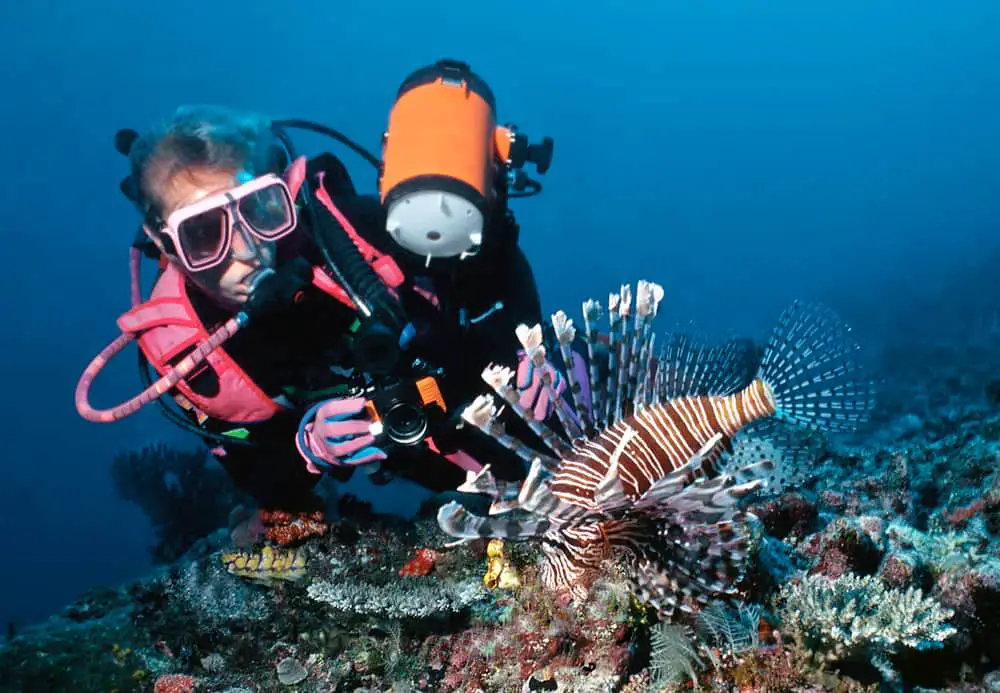 Tie back long hair when diving