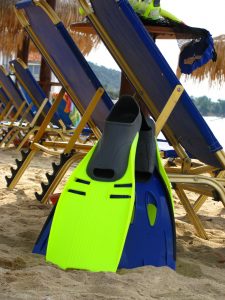 Shorter fins for snorkeling